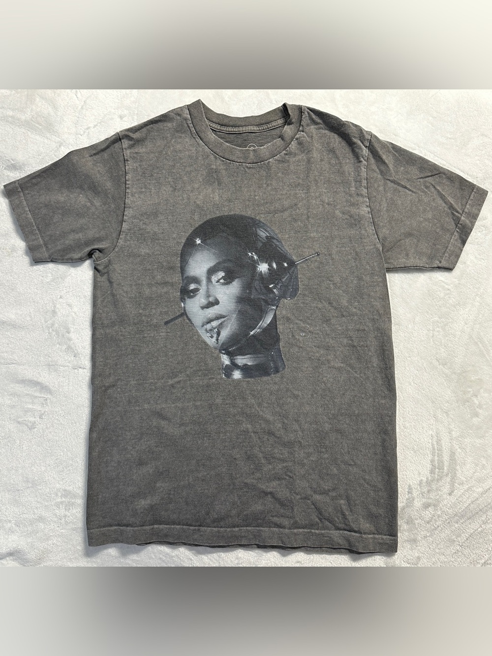 2023 BEYONCE unisex supernova renaissance futuristic portrait tee, S.